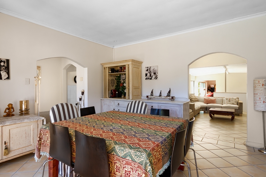 4 Bedroom Property for Sale in Morningside Western Cape